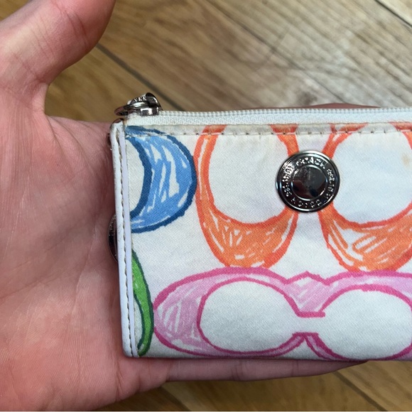 Y2K Coach Scribble Collection Colorful Logo Design Keychain Wallet J - Picture 7 of 9